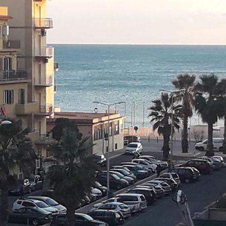 Casa Valente Apartment Ladispoli Bagian luar foto