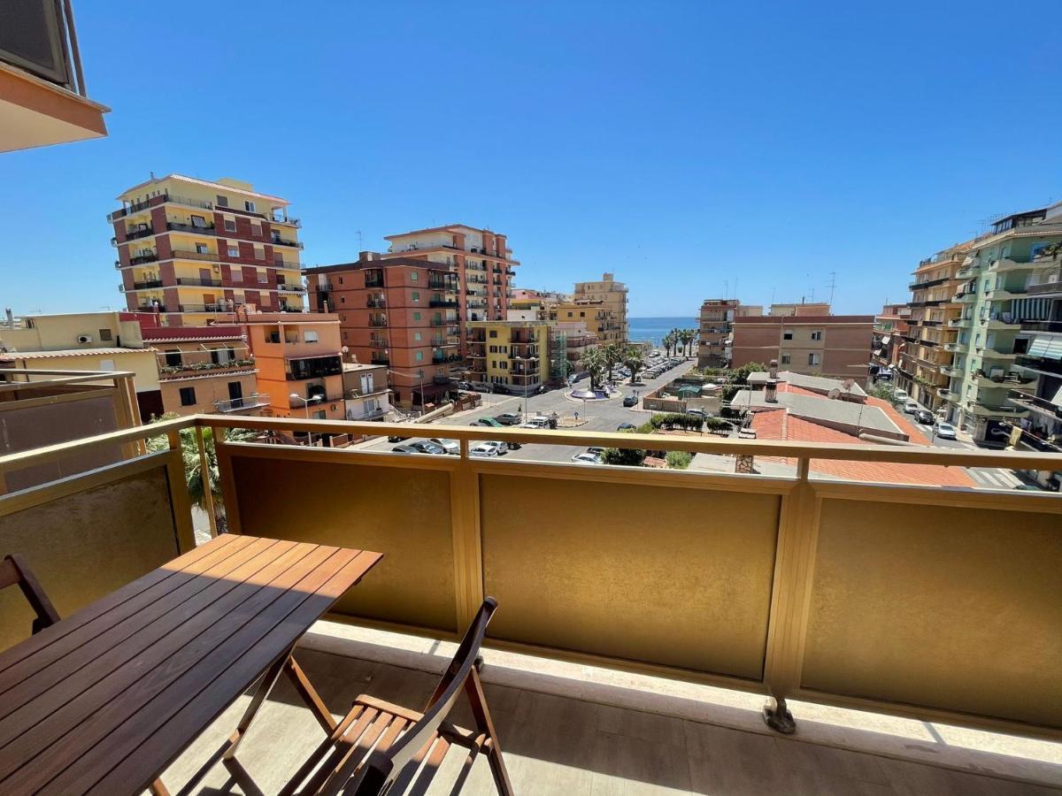 Casa Valente Apartment Ladispoli Bagian luar foto